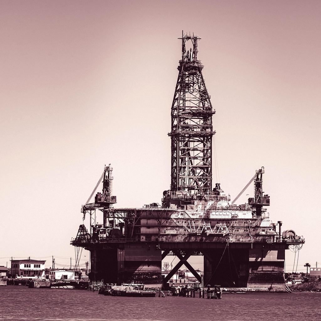 Fossil fuel extraction visualization